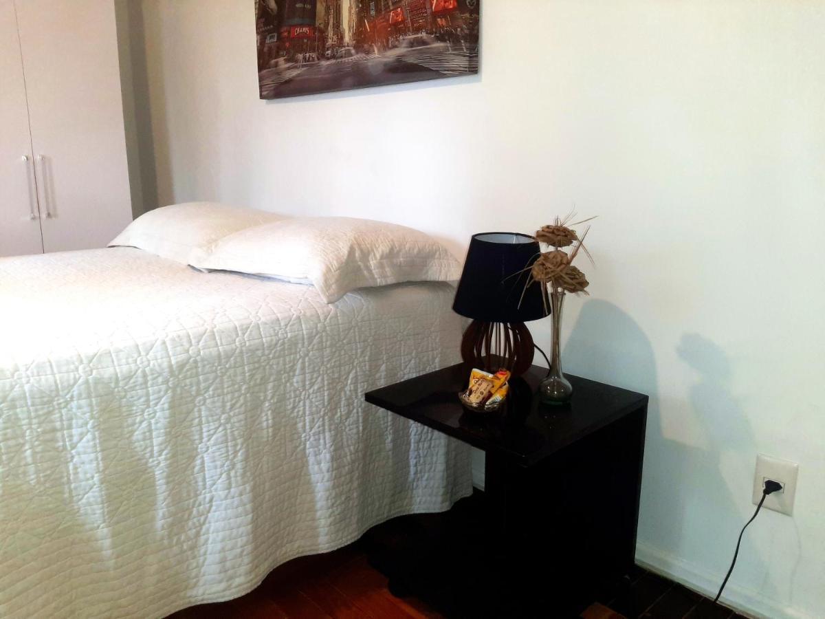 Linda Leblon Homestay - 3 Min To The Beach Rio de Janeiro Buitenkant foto