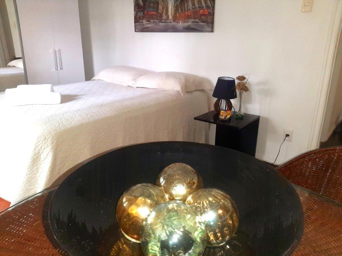 Linda Leblon Homestay - 3 Min To The Beach Rio de Janeiro Buitenkant foto